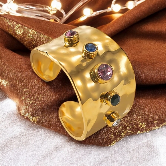 ποΈ18K Gold Plated Adjustable Ring | Hammered Finish | Colorful CZ Gemstones β¨ - Picture 12 of 16